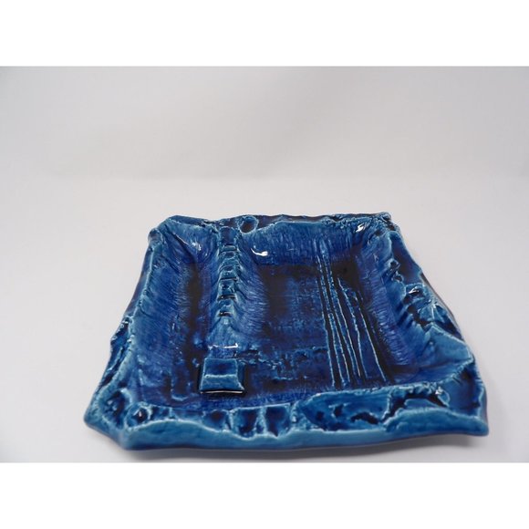 Pair Vintage MCM Large Blue Ashtrays Marked Japan. Square Ashtray 9 1/4" L x 9 1 - Picture 6 of 10